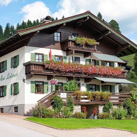 Haus Lindeneck - Erika Schwentner Apartment Kössen Exterior foto